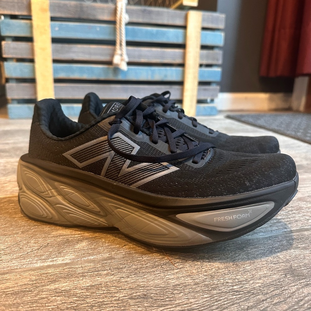 New Balance more V5